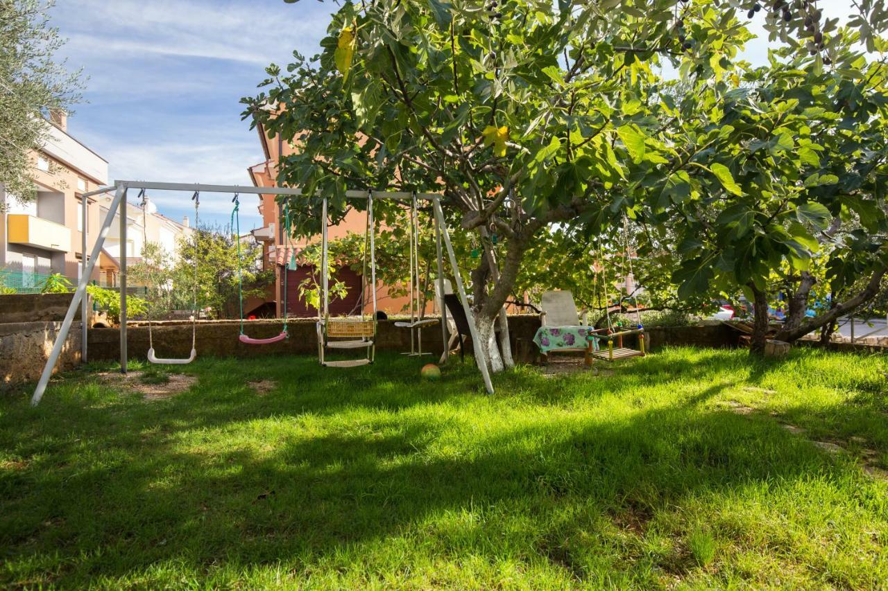 Apartment Pavacic Кърк Екстериор снимка
